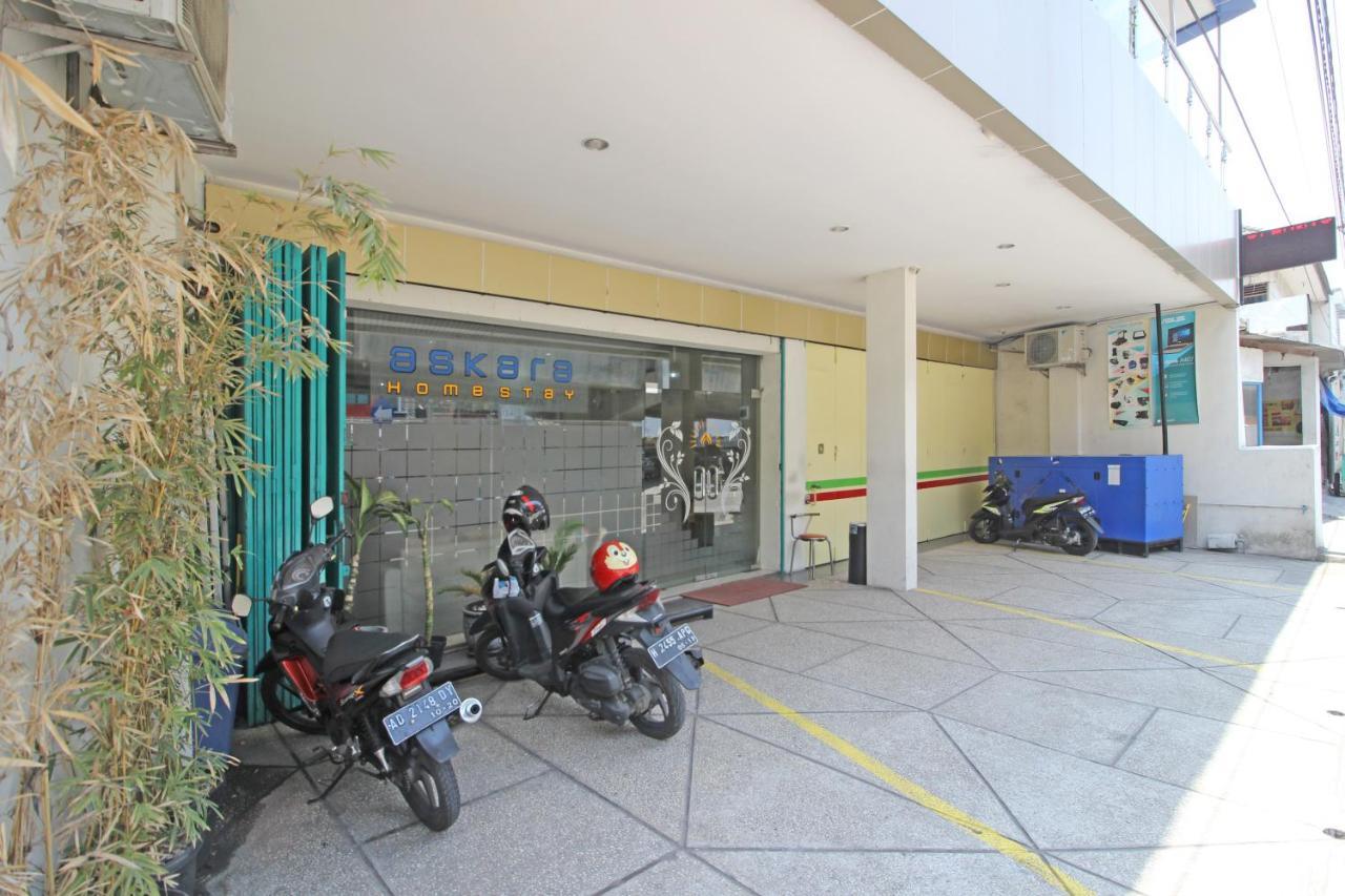 Hotel RedDoorz near UNS Solo Zewnętrze zdjęcie